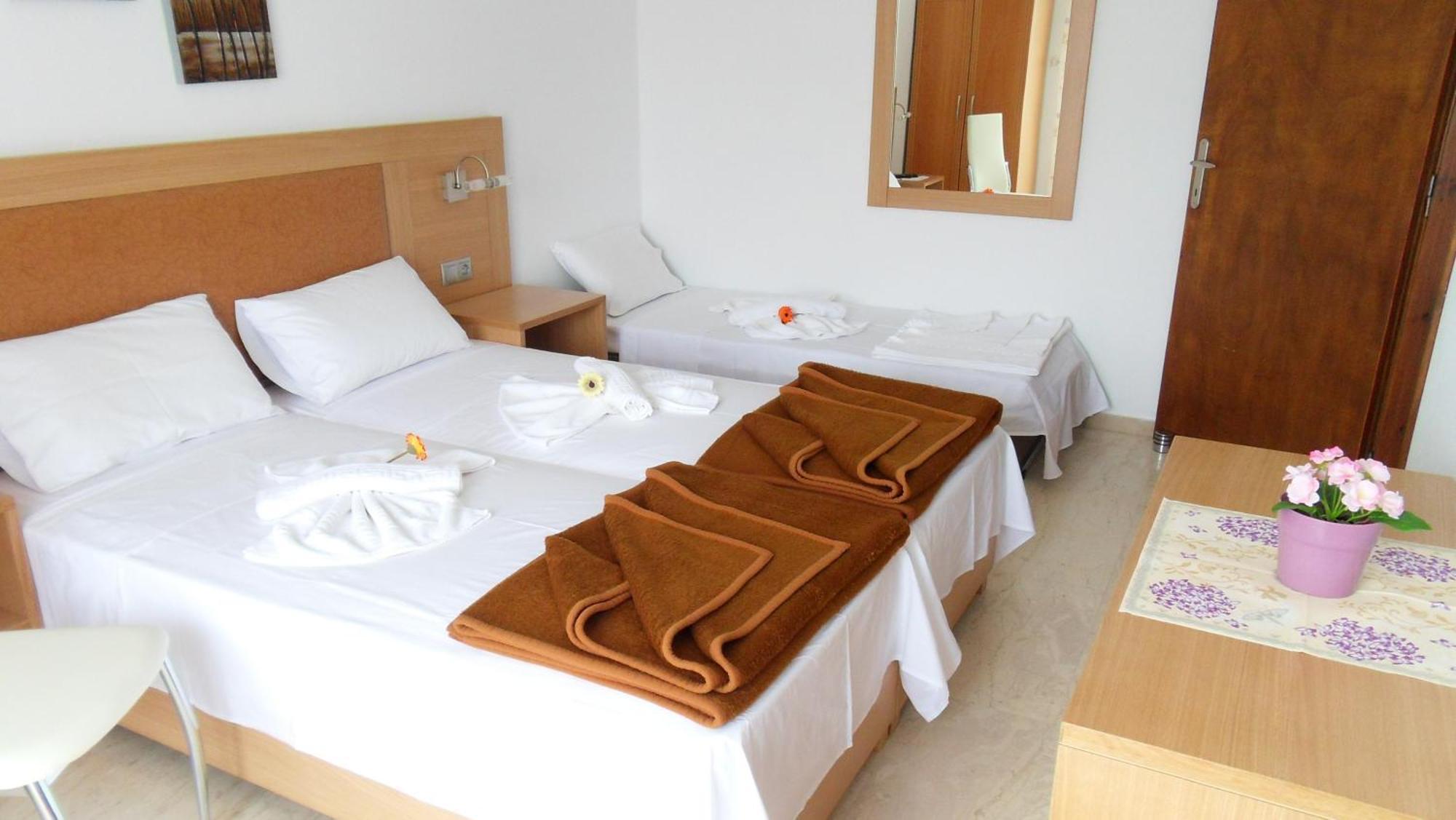 Maik Apartments Metamorfosi  Zewnętrze zdjęcie