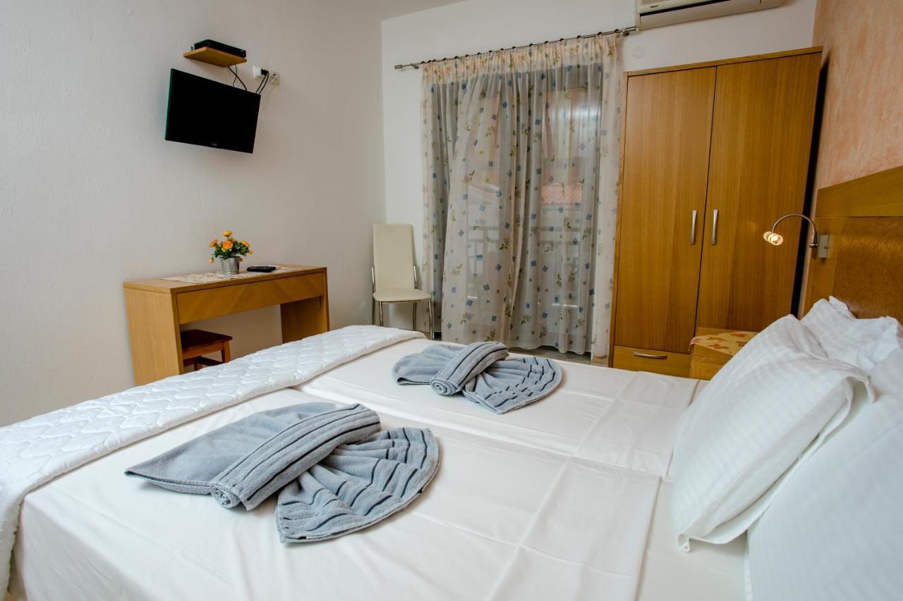 Maik Apartments Metamorfosi  Zewnętrze zdjęcie