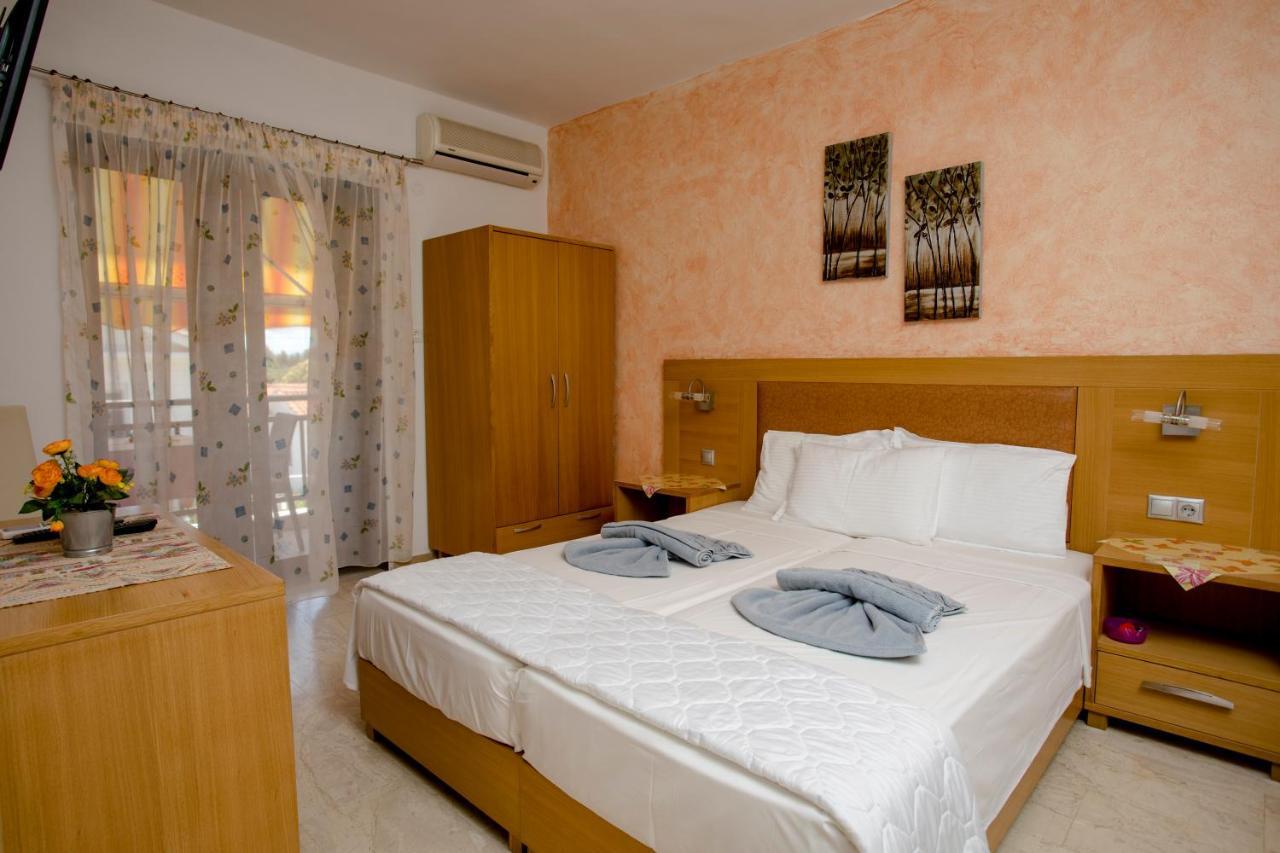 Maik Apartments Metamorfosi  Zewnętrze zdjęcie