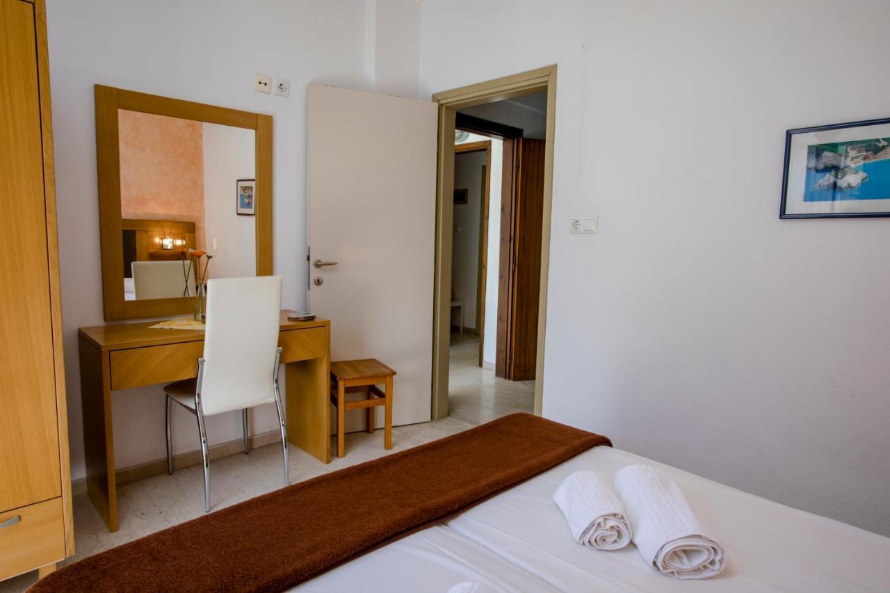 Maik Apartments Metamorfosi  Zewnętrze zdjęcie
