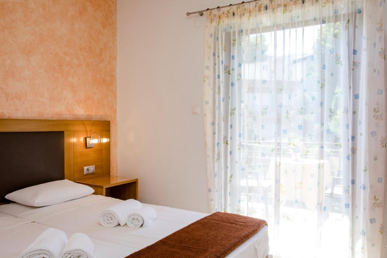 Maik Apartments Metamorfosi  Zewnętrze zdjęcie